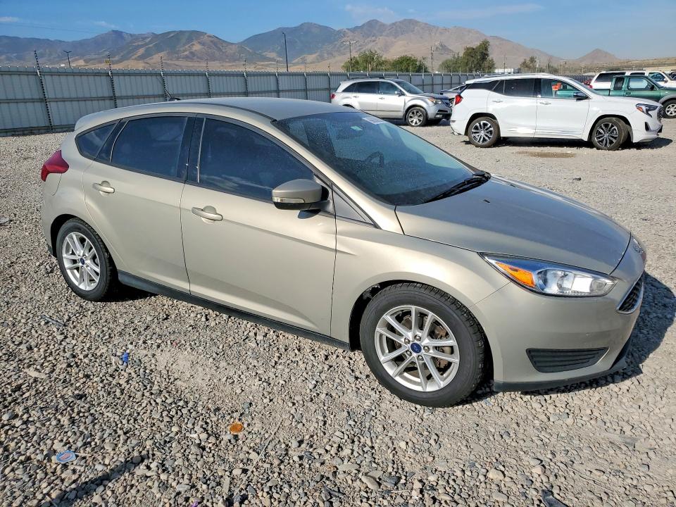 Photo 4 from auction – 2015 FORD FOCUS with VIN 1FADP3K25FL368331