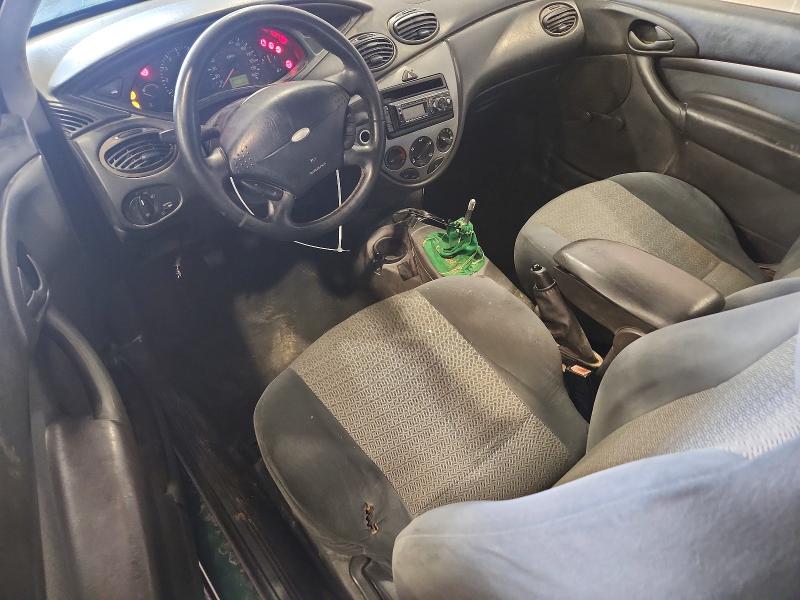 Photo 8 from auction – 2001 FORD FOCUS with VIN 3FAFP31341R132427