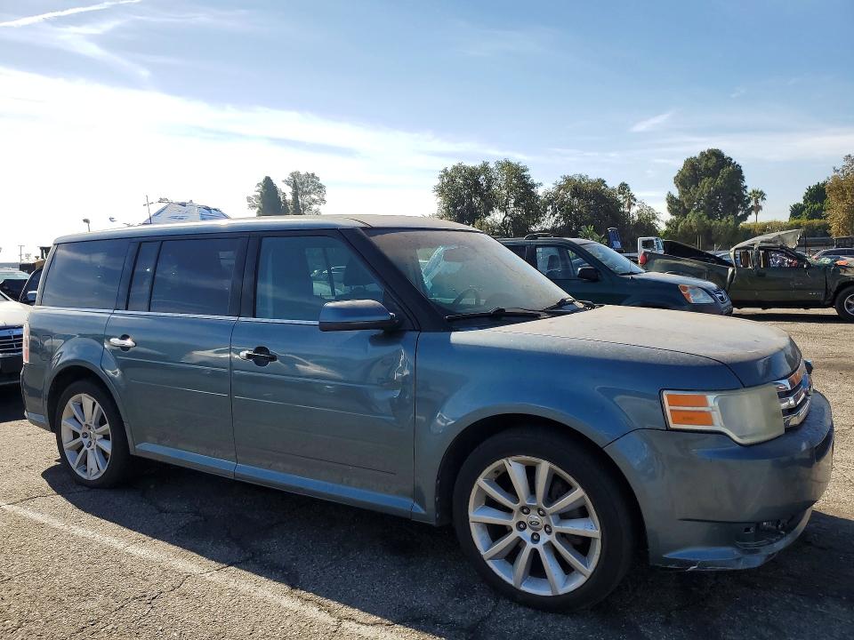 Photo 4 from auction – 2010 FORD FLEX with VIN 2FMHK6CT9ABA29417