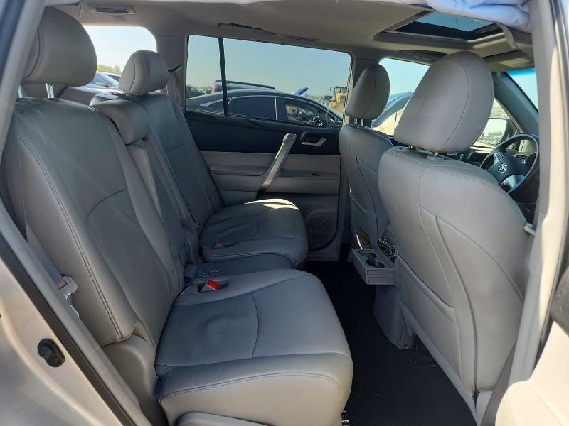 Photo 10 from auction – 2013 TOYOTA HIGHLANDER with VIN 5TDBK3EHXDS204004