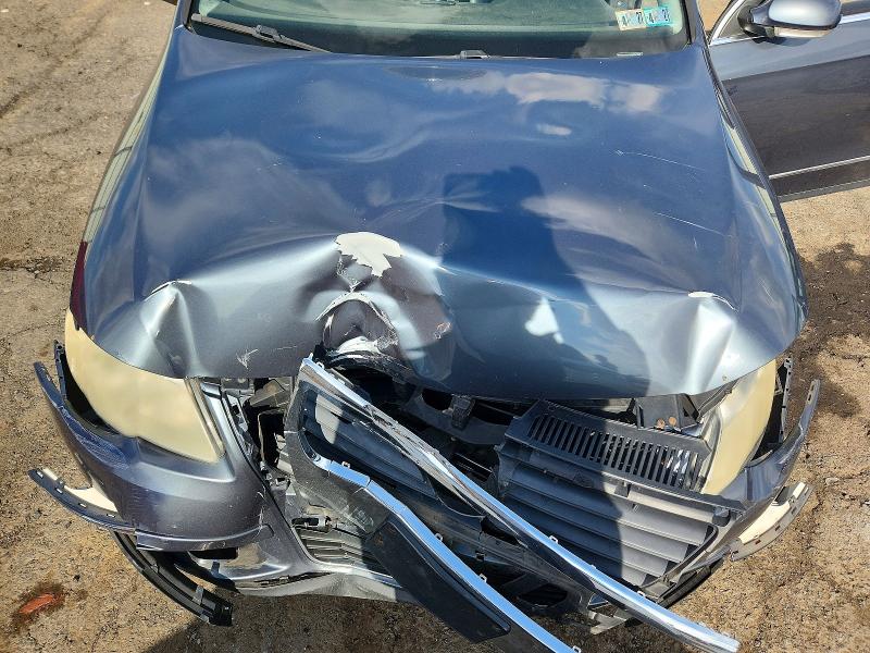 Photo 11 from auction – 2009 VOLKSWAGEN PASSAT with VIN WVWXK73C49E050259