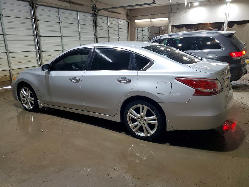Photo 2 from auction – 2013 NISSAN ALTIMA with VIN 1N4BL3AP6DC198011