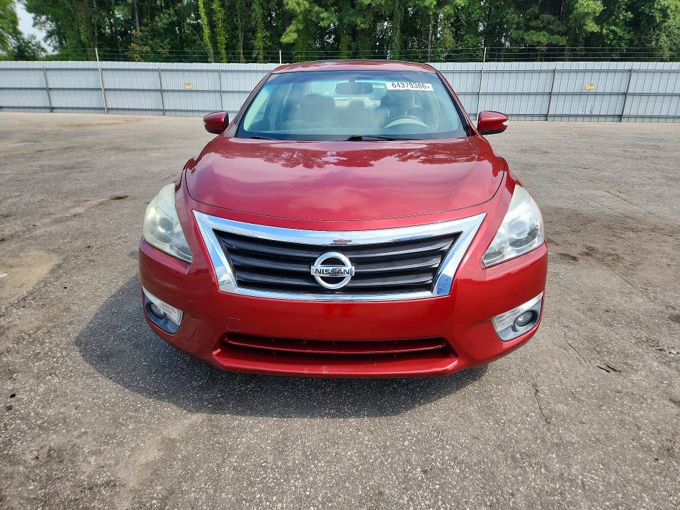 Photo 5 from auction – 2013 NISSAN ALTIMA with VIN 1N4AL3AP9DN465268