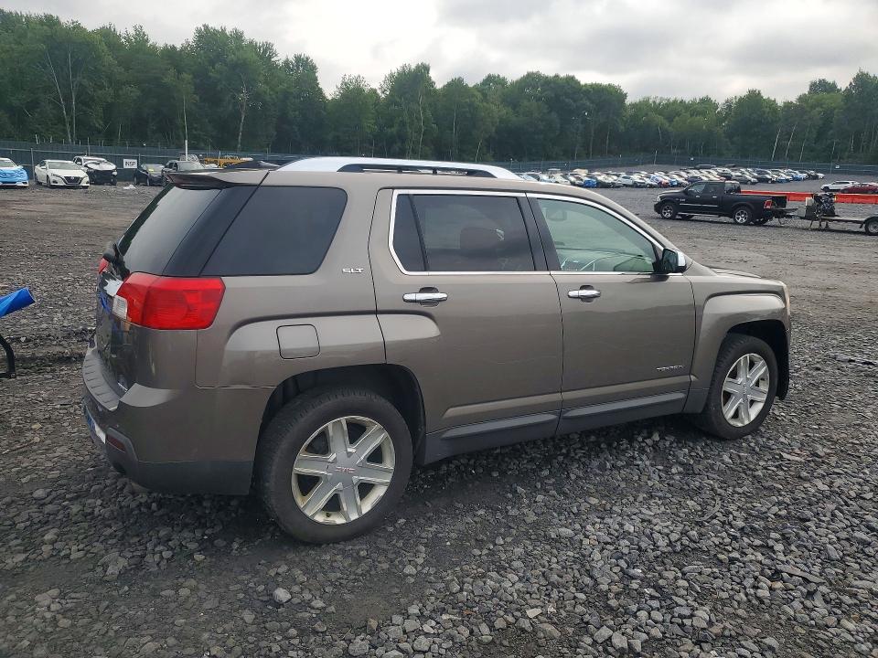 Photo 3 from auction – 2010 GMC TERRAIN with VIN 2CTFLJEY6A6414385
