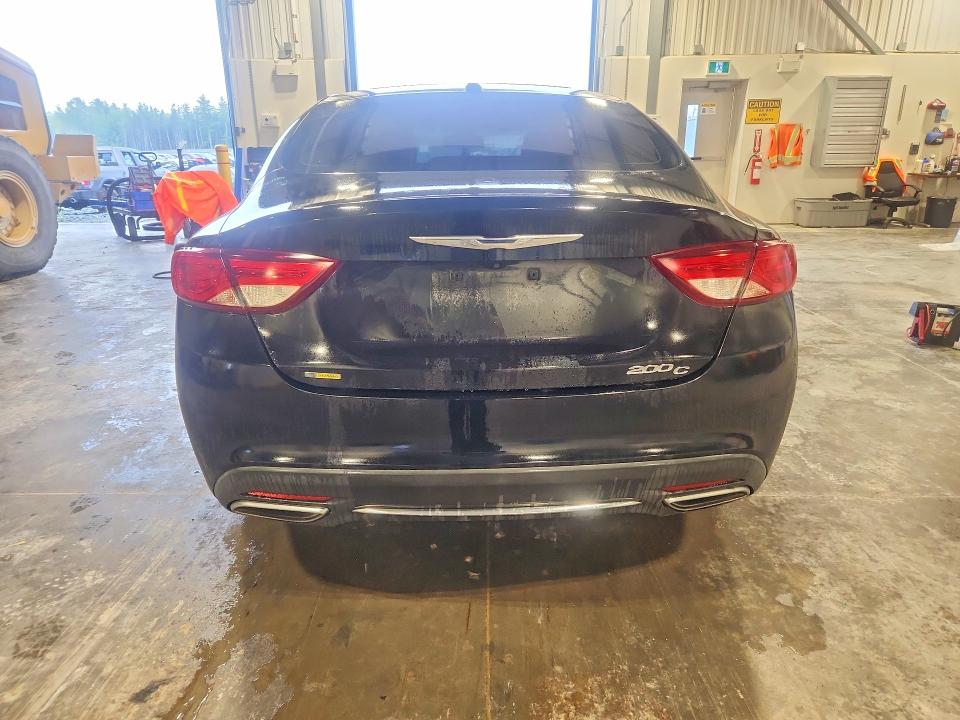 Photo 6 from auction – 2016 CHRYSLER 200 with VIN 1C3CCCCGXGN187053