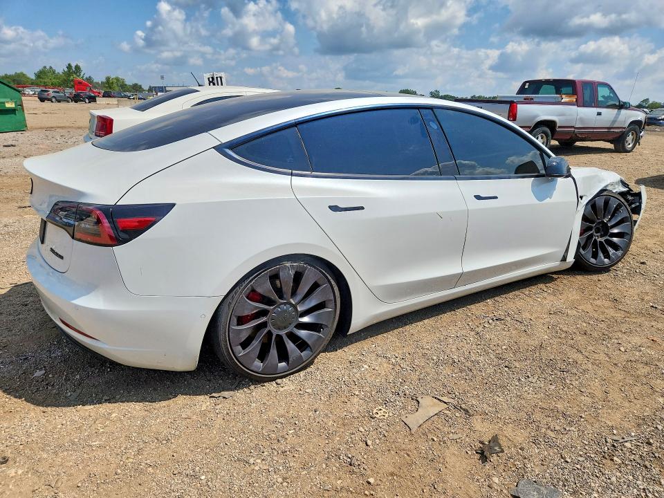 Foto 3 de la subasta – 2021 TESLA MODEL 3 con VIN 5YJ3E1EC3MF984582