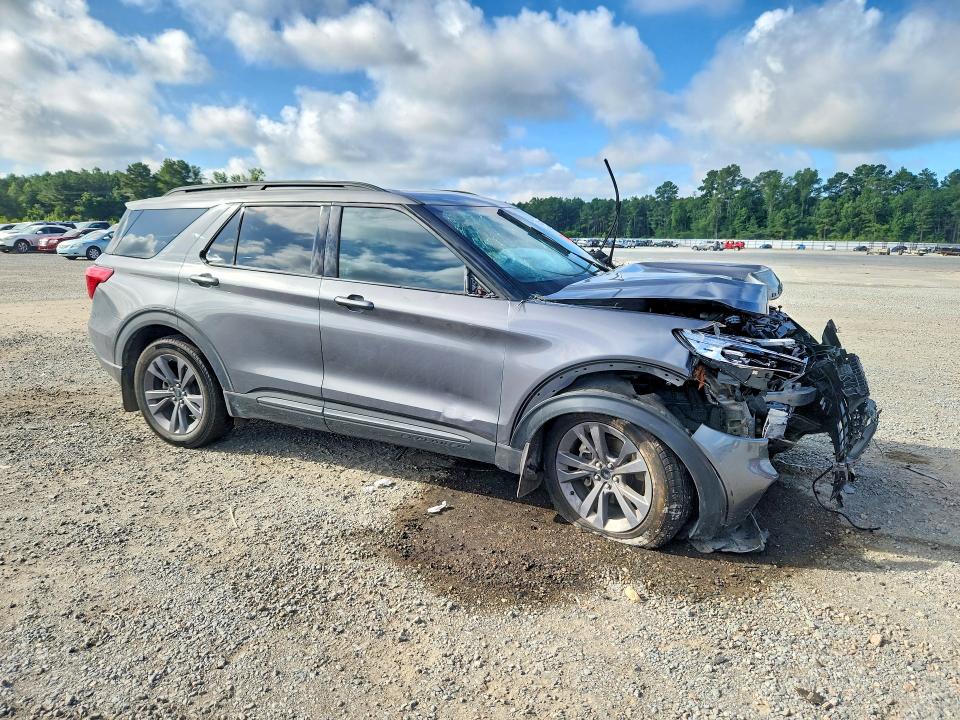 Photo 4 from auction – 2023 FORD EXPLORER with VIN 1FMSK7DH4PGB78244