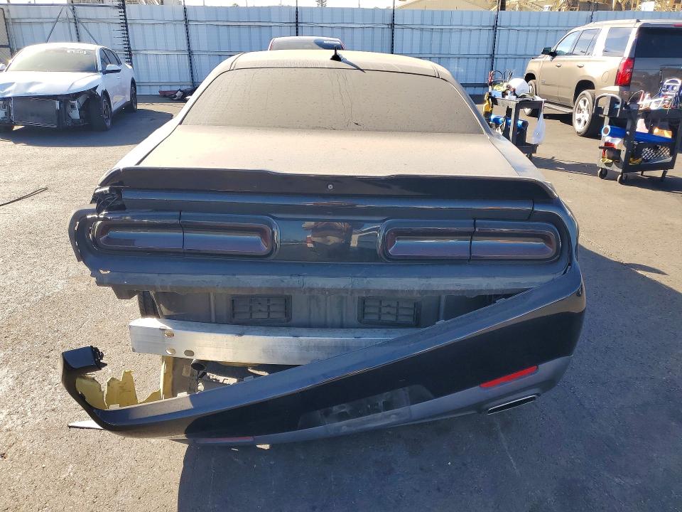 Photo 6 from auction – 2019 DODGE CHALLENGER with VIN 2C3CDZAGXKH752096
