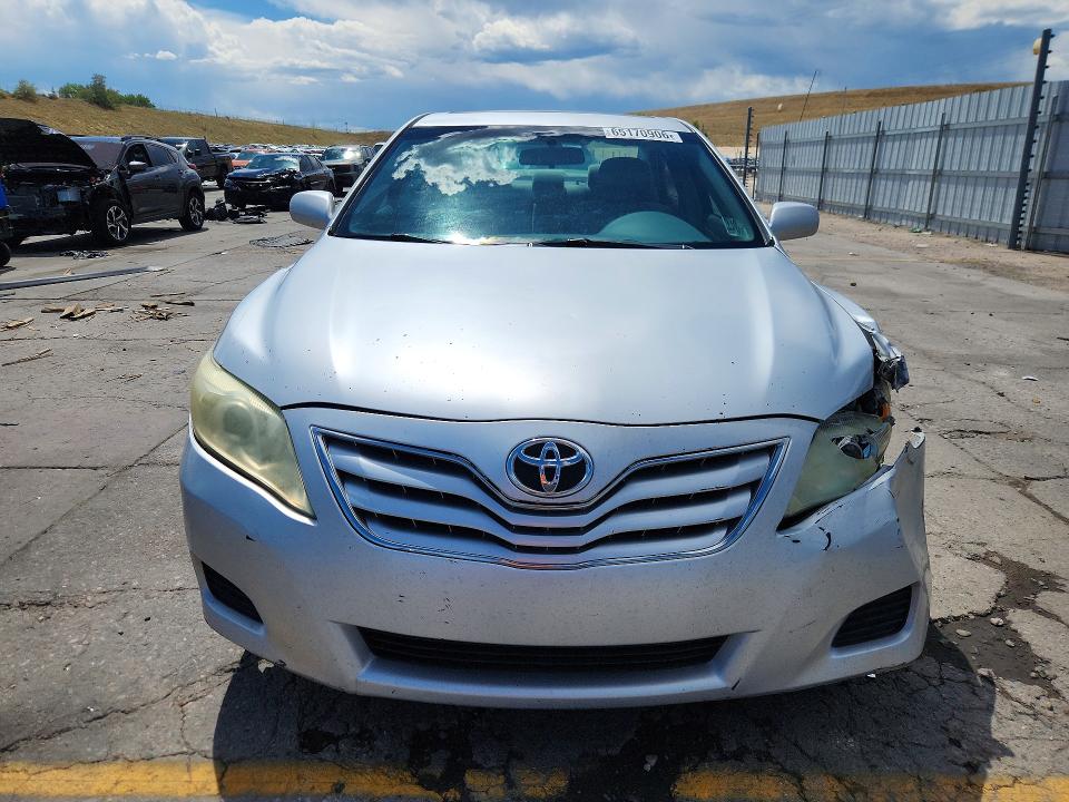 Photo 5 from auction – 2011 TOYOTA CAMRY with VIN 4T1BF3EK6BU138104