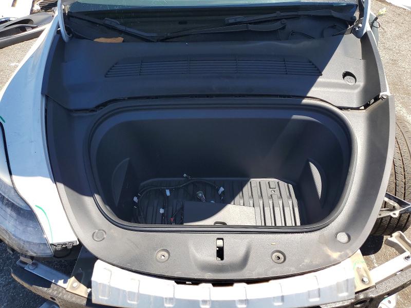 Photo 12 from auction – 2022 TESLA MODEL Y with VIN 7SAYGDEE4NF556382