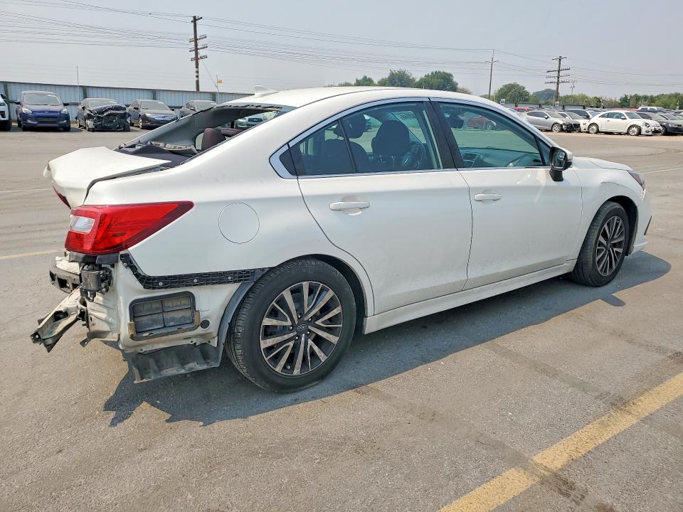 Photo 3 from auction – 2018 SUBARU LEGACY with VIN 4S3BNAF61J3022410