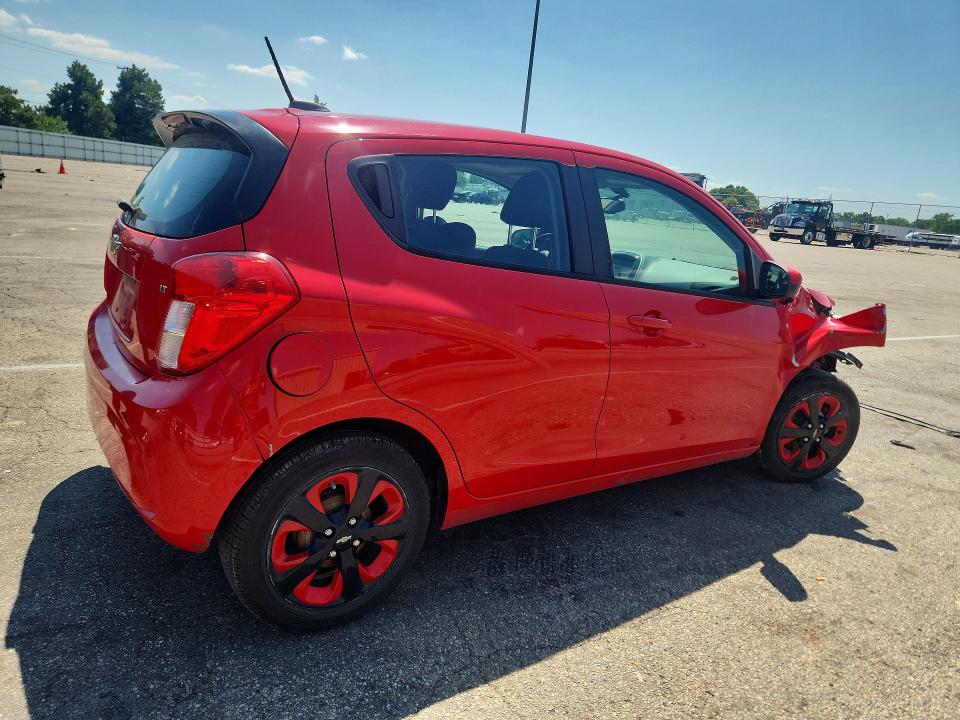 Photo 3 from auction – 2017 CHEVROLET SPARK with VIN KL8CD6SA3HC755026