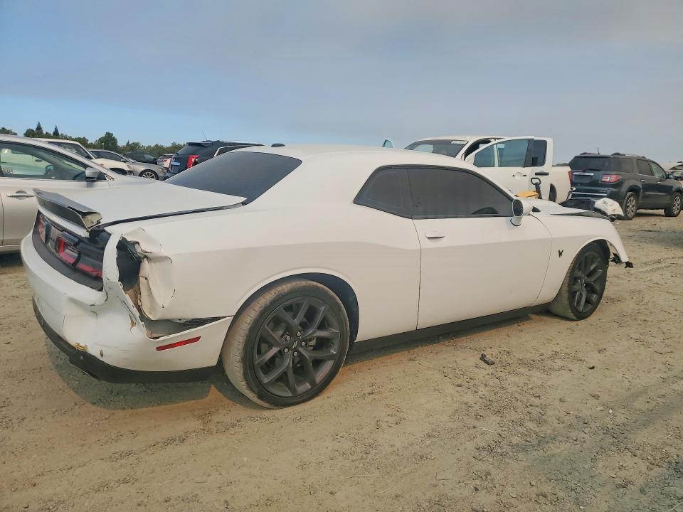 Photo 3 from auction – 2021 DODGE CHALLENGER with VIN 2C3CDZJG9MH615766