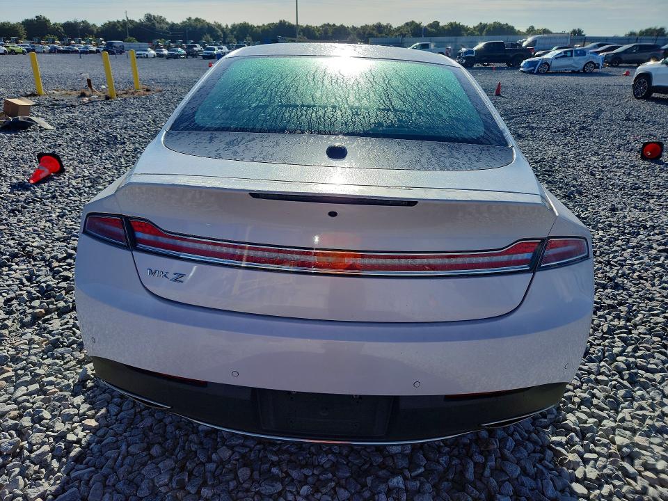 Photo 6 from auction – 2018 LINCOLN MKZ with VIN 3LN6L5E9XJR613438