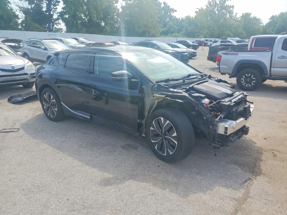 Photo 4 from auction – 2024 KIA EV6 with VIN KNDC3DLCXR5188110