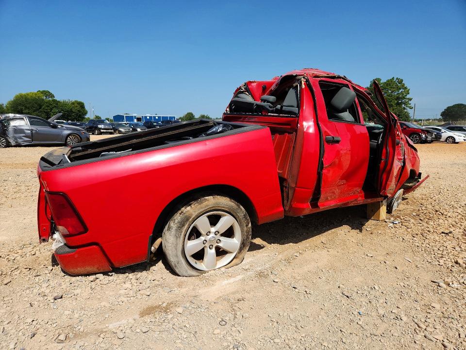 Photo 3 from auction – 2014 RAM 1500 with VIN 1C6RR6KT8ES100423