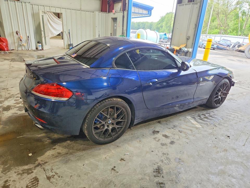 Photo 3 from auction – 2012 BMW Z4 with VIN WBALM7C51CE385039