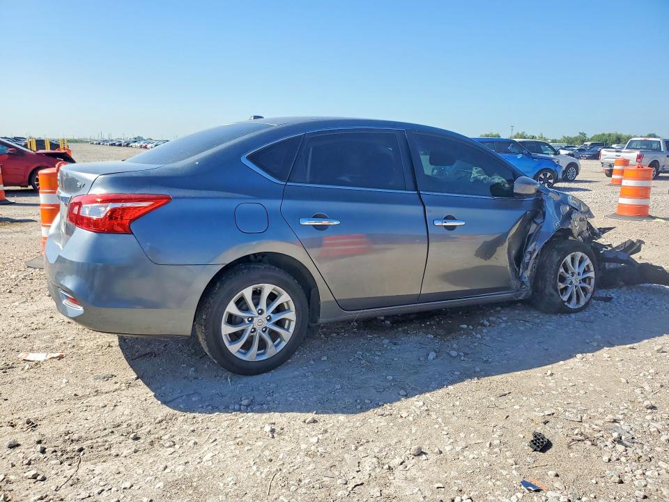 Photo 3 from auction – 2018 NISSAN SENTRA with VIN 3N1AB7AP2JY223797