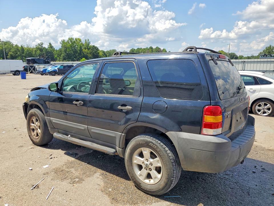 Снимка 2 от търг – 2005 FORD ESCAPE с VIN 1FMYU03115KA36007