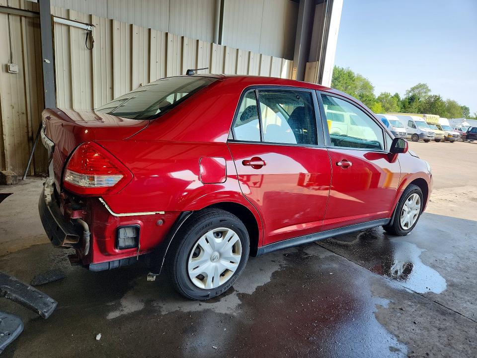 Photo 3 from auction – 2010 NISSAN VERSA with VIN 3N1BC1AP0AL381079
