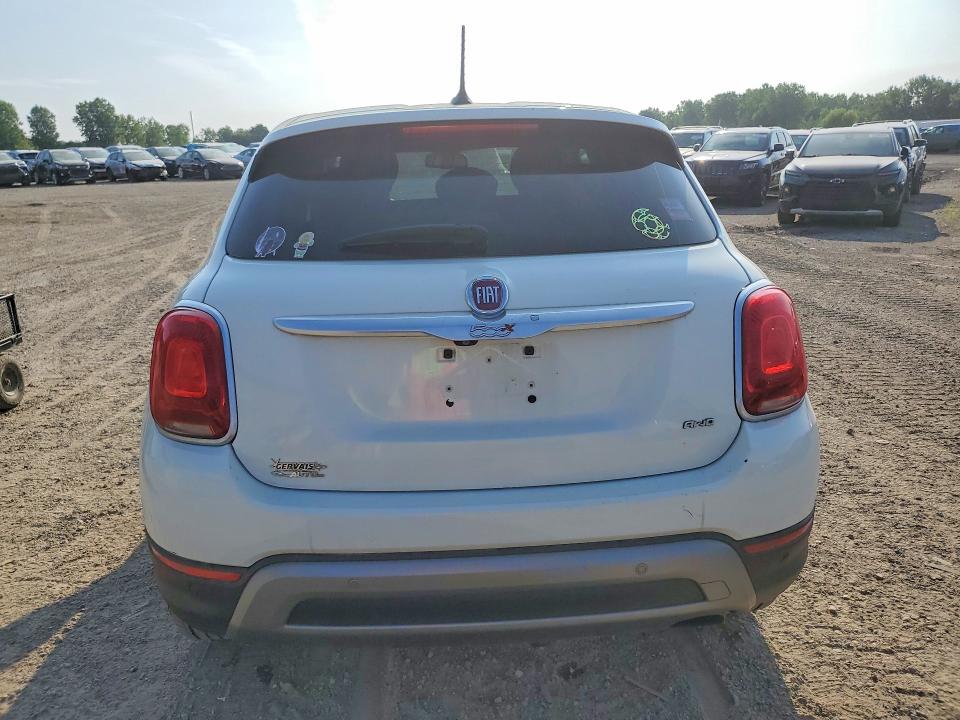 Photo 6 from auction – 2016 FIAT 500X with VIN ZFBCFYET0GP343621