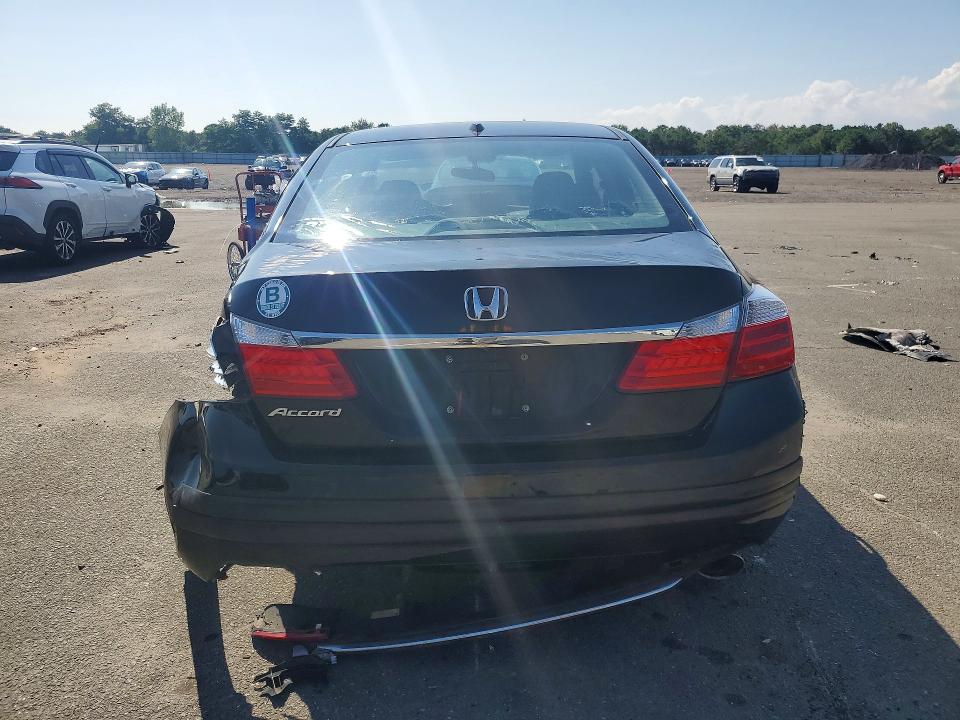 Photo 6 from auction – 2014 HONDA ACCORD with VIN 1HGCR2F85EA185919