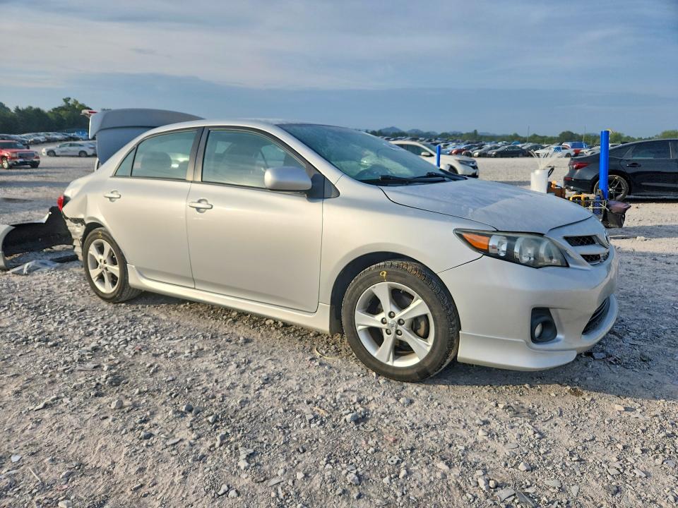Photo 4 from auction – 2013 TOYOTA COROLLA with VIN 5YFBU4EE4DP144333
