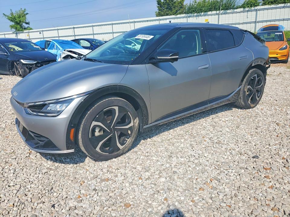 2022 KIA EV6