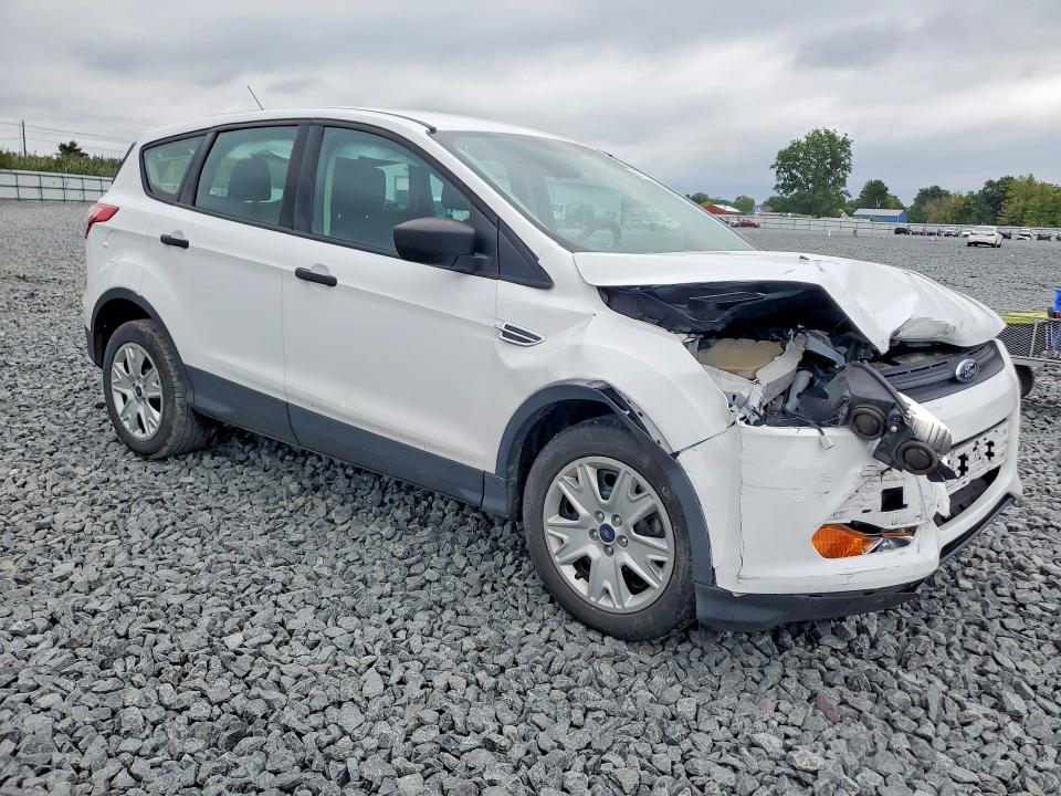 Photo 4 from auction – 2014 FORD ESCAPE with VIN 1FMCU0F79EUC82656
