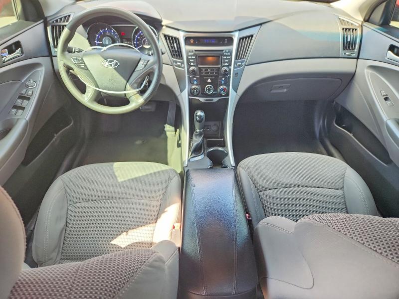 Photo 8 from auction – 2014 HYUNDAI SONATA with VIN 5NPEB4AC9EH938346