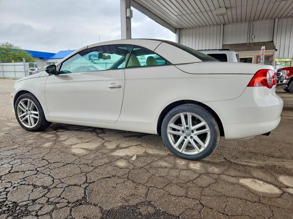 Photo 2 from auction – 2010 VOLKSWAGEN EOS with VIN WVWFA7AH4AV011365