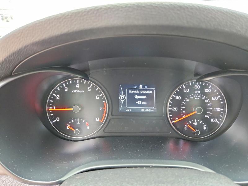 Photo 9 from auction – 2016 KIA OPTIMA with VIN KNAGT4L38G5105995