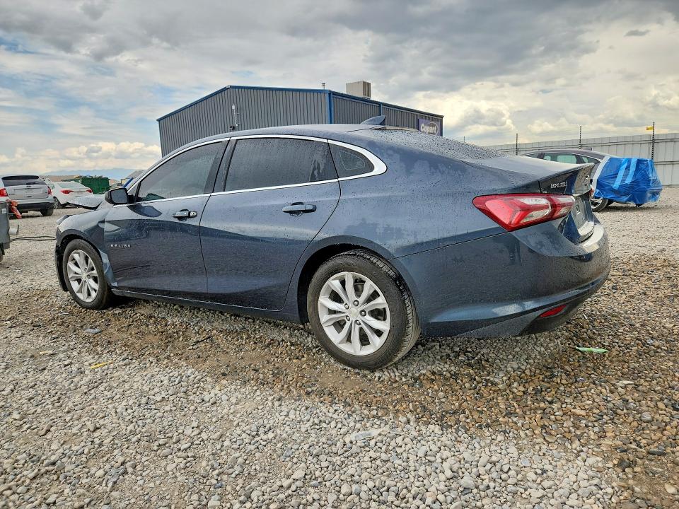 Photo 2 from auction – 2020 CHEVROLET MALIBU with VIN 1G1ZD5ST8LF092369