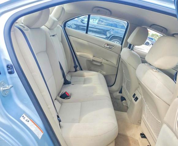 Photo 10 from auction – 2011 SUZUKI KIZASHI with VIN JS2RF9A30B6111009