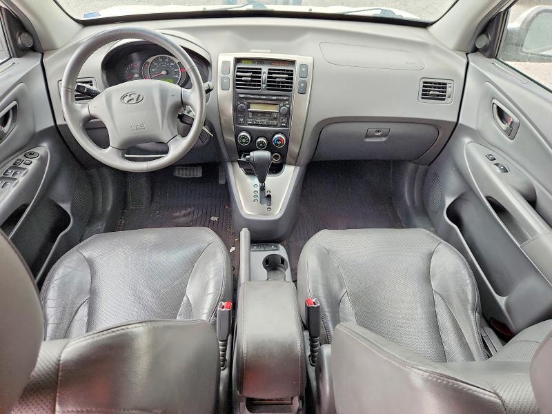 Photo 8 from auction – 2005 HYUNDAI TUCSON with VIN KM8JN72D15U193219
