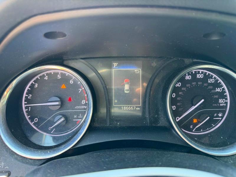 Photo 8 from auction – 2020 TOYOTA CAMRY with VIN 4T1C11AK4LU961127