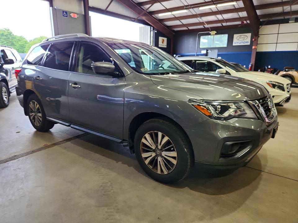 Photo 4 from auction – 2018 NISSAN PATHFINDER with VIN 5N1DR2MM1JC632050