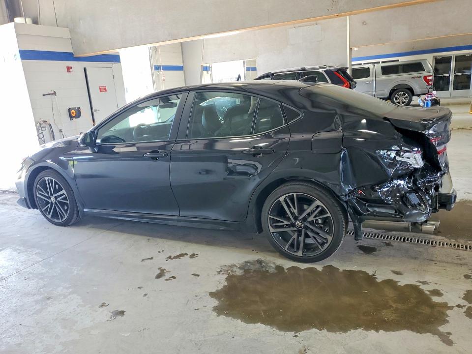 Photo 2 from auction – 2026 TOYOTA CAMRY with VIN 4T1DAACK9TU737952