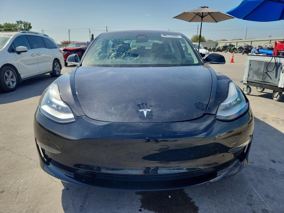 Zdjęcie 5 z aukcji – 2018 TESLA MODEL 3 z VIN 5YJ3E1EA4JF034371
