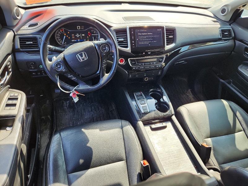 Photo 8 from auction – 2017 HONDA PILOT with VIN 5FNYF6H92HB034817