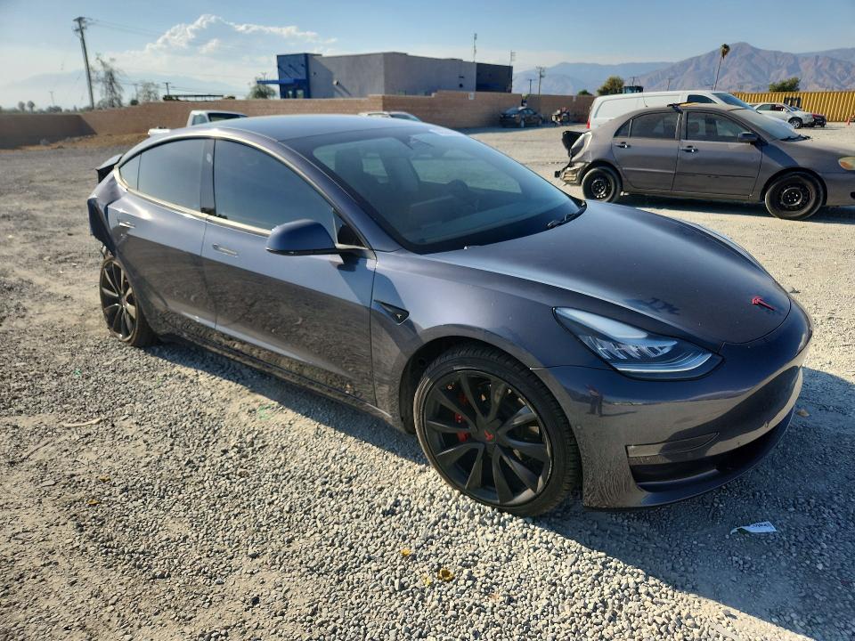 Photo 4 from auction – 2019 TESLA MODEL 3 with VIN 5YJ3E1EBXKF521570
