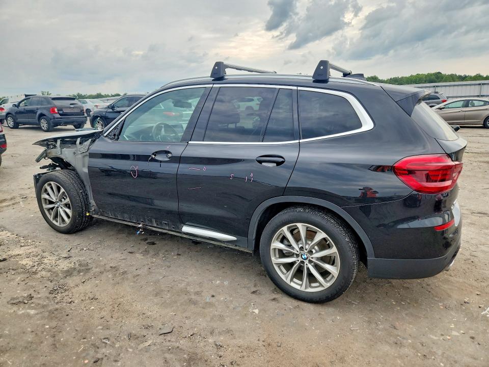 Photo 2 from auction – 2019 BMW X3 with VIN 5UXTR9C59KLP82894