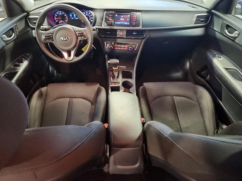 Photo 8 from auction – 2017 KIA OPTIMA with VIN 5XXGT4L38HG170491