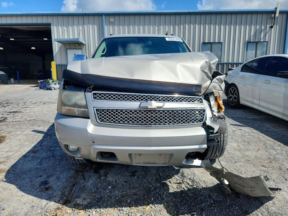 Photo 5 from auction – 2008 CHEVROLET AVALANCHE with VIN 3GNFK12368G225040
