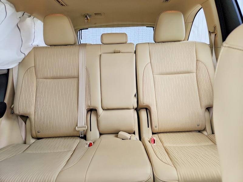 Photo 10 from auction – 2016 TOYOTA HIGHLANDER with VIN 5TDBKRFH0GS343113