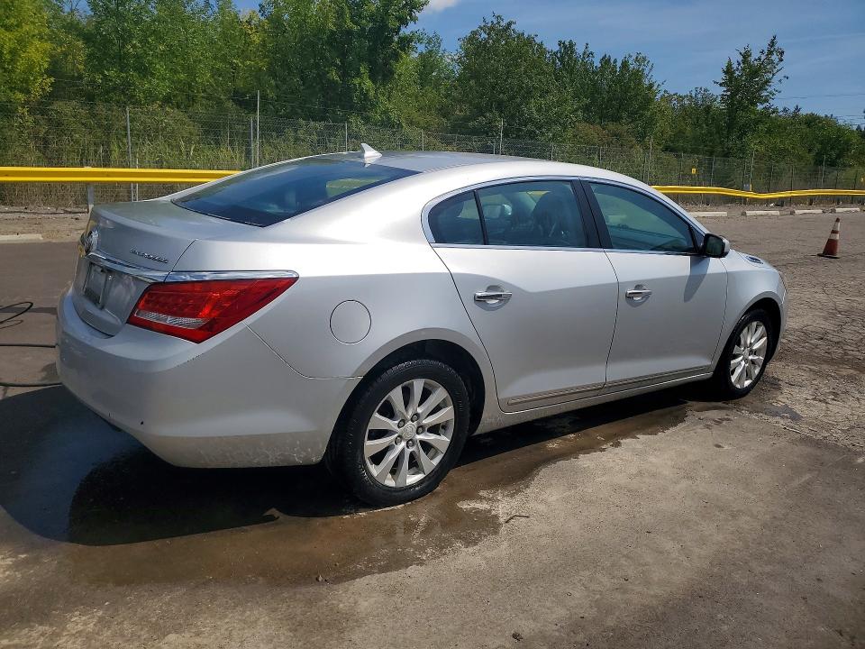 Photo 3 from auction – 2014 BUICK LACROSSE with VIN 1G4GA5GR1EF122721