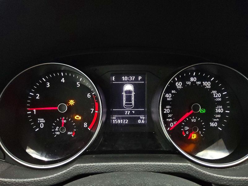 Photo 9 from auction – 2016 VOLKSWAGEN PASSAT with VIN 1VWBS7A38GC049876
