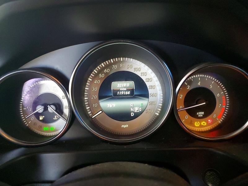 Photo 9 from auction – 2014 MERCEDES-BENZ E with VIN WDDHF8JB9EB028249