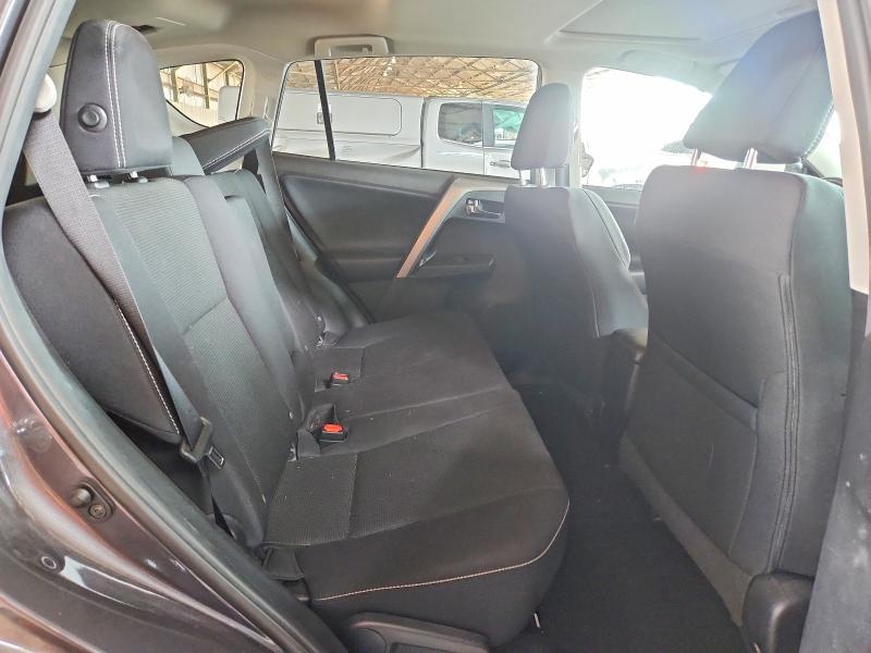Photo 11 from auction – 2018 TOYOTA RAV4 with VIN 2T3RFREV3JW719979