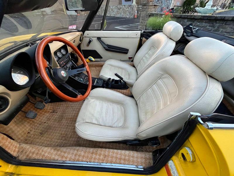 Photo 9 from auction – 1983 ALFA ROMEO VELOCE with VIN ZARBA5419D1016838